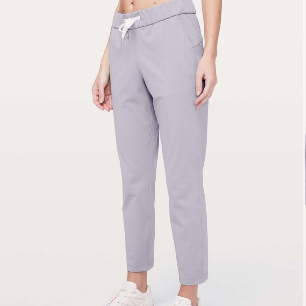 Lululemon on the fly 7/8 ankle pants